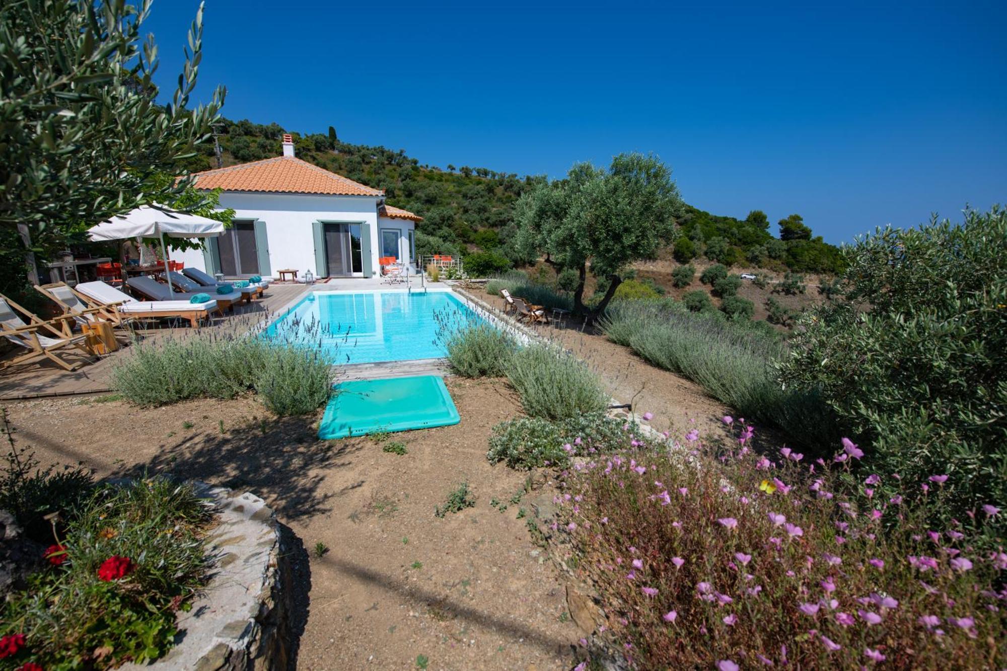 Avgi Villa Glossa Exterior photo